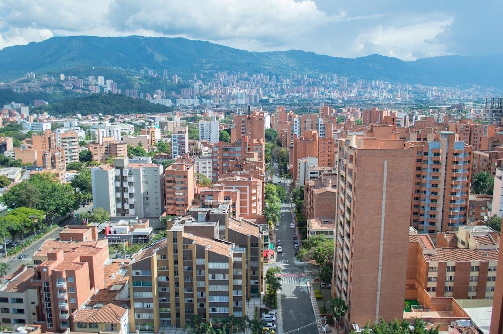 Inntu Hotel Medellín Exteriör bild