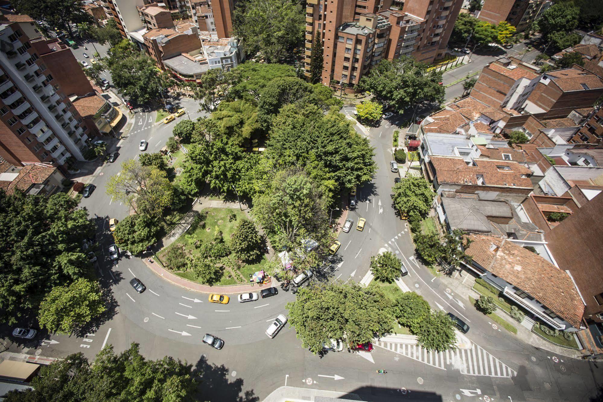 Inntu Hotel Medellín Exteriör bild